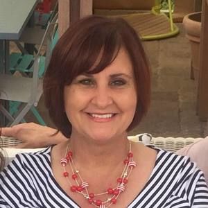 Meet your Posher, Debbie